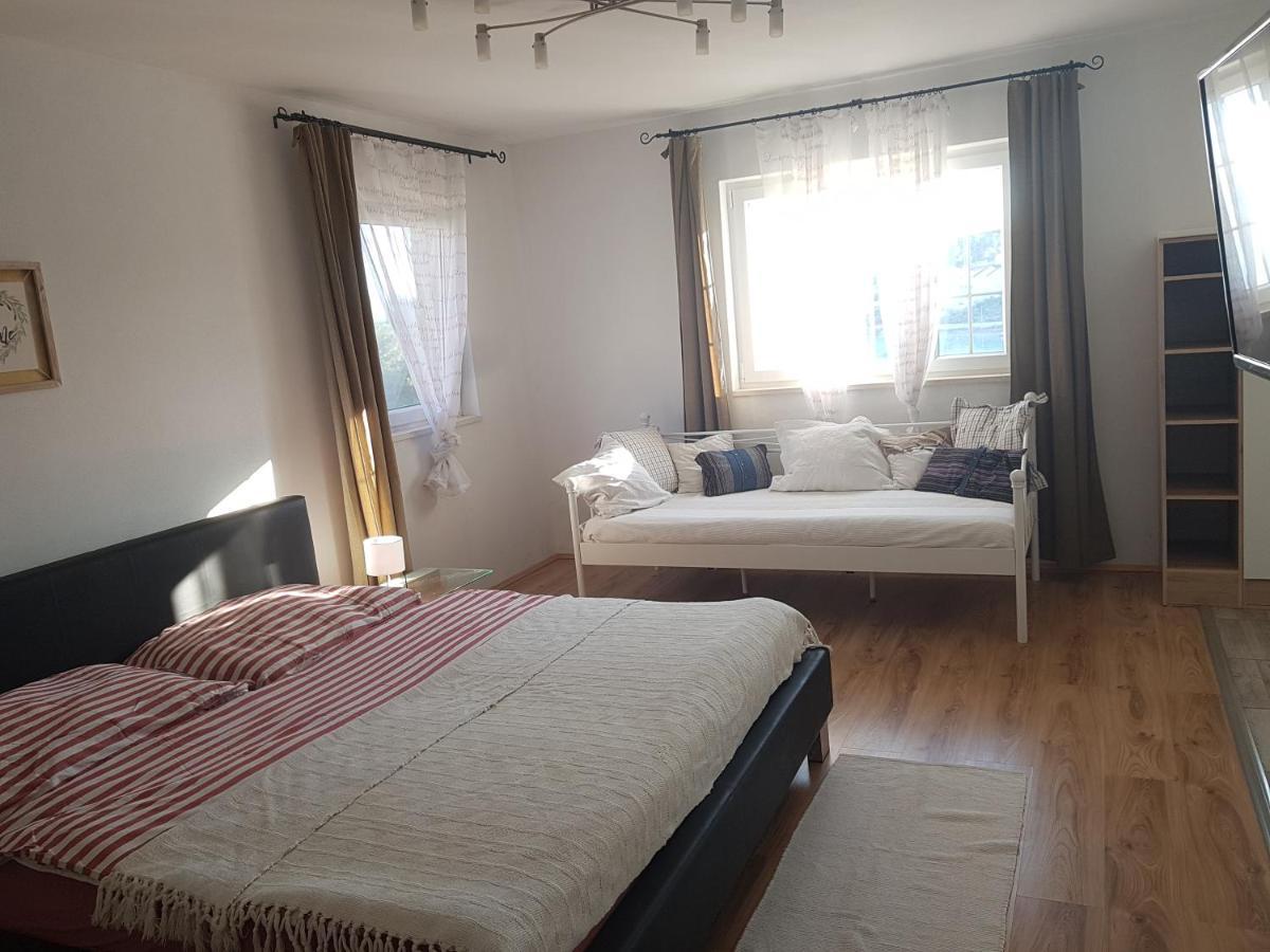 Hamo Apartments & Soba Лумбарда Екстериор снимка
